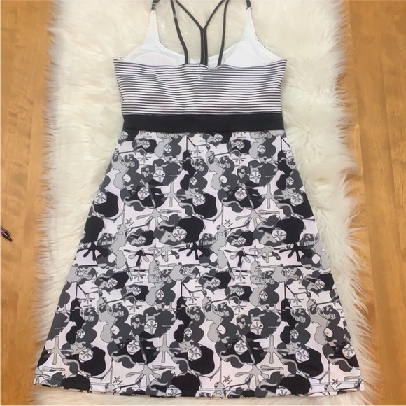 SOYBU Black and White Striped Mixed Print Exercise Dress - Picture 2 of 9